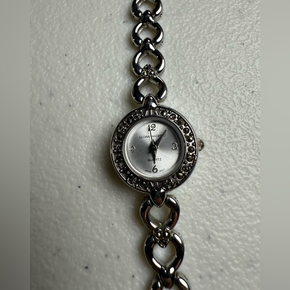 Y2K Shiny Silver Link Watch Versatile Dressy / Casual Marcasite Crystals 6 3/4”